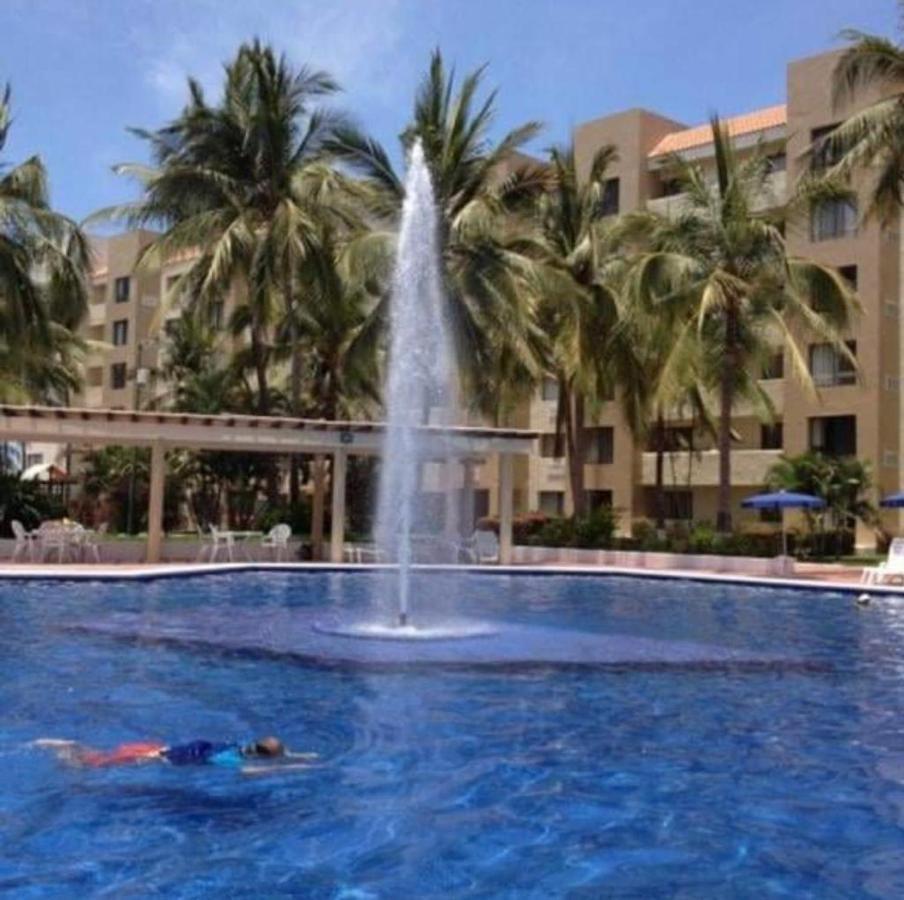 Marina Fiesta Aparthotel Nuevo Vallarta Exterior photo